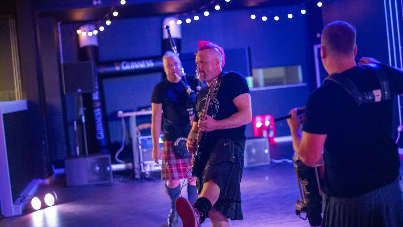 Live Music: The Bagrockers