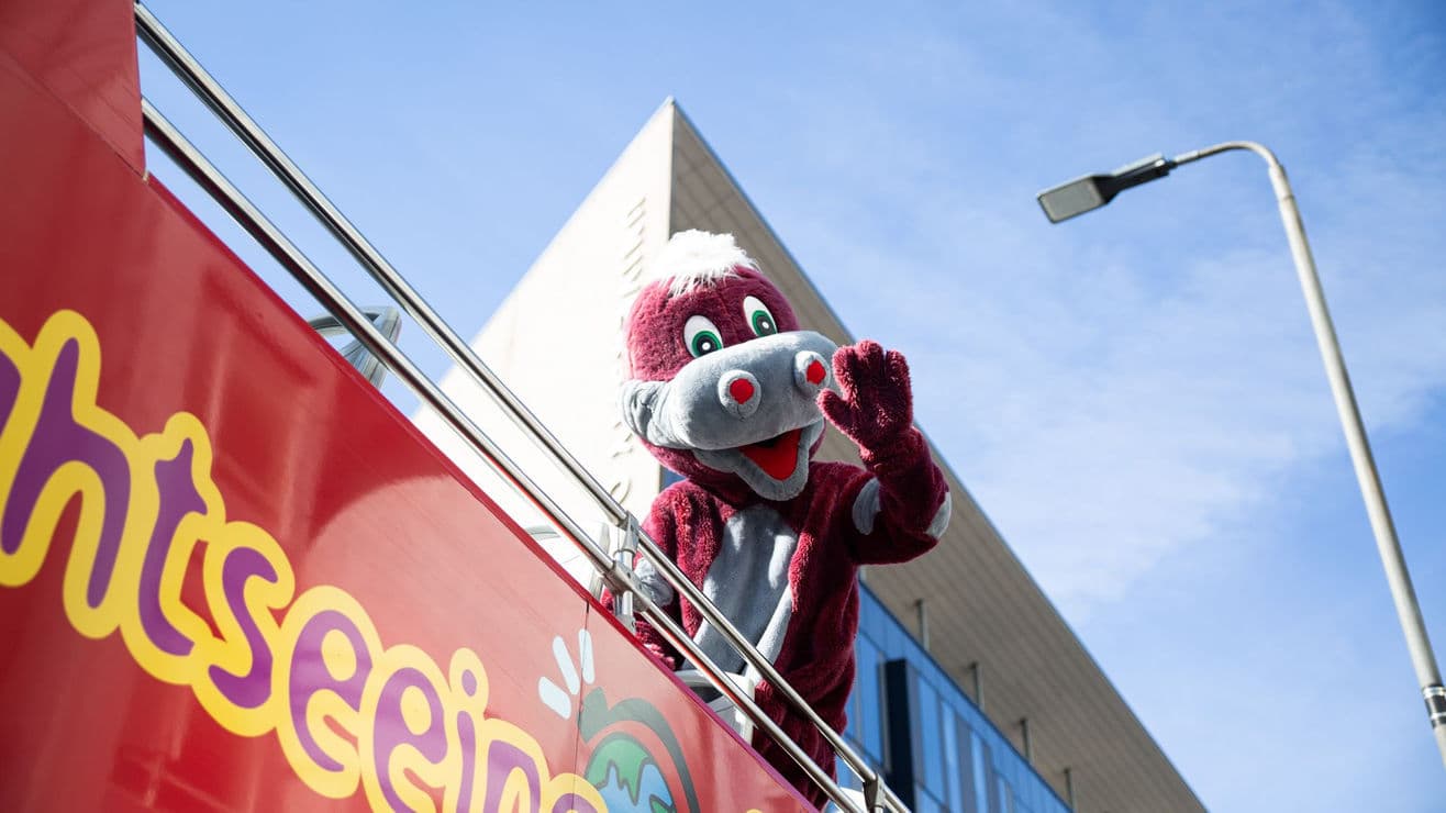 Alternative Open Top Bus Tour of Glasgow