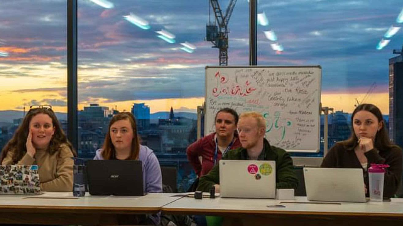 Extraordinary Student Parliament